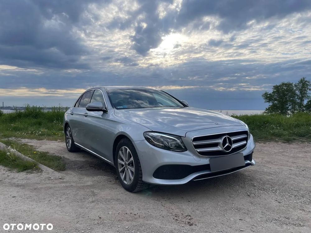 Mercedes-Benz Klasa E - 12
