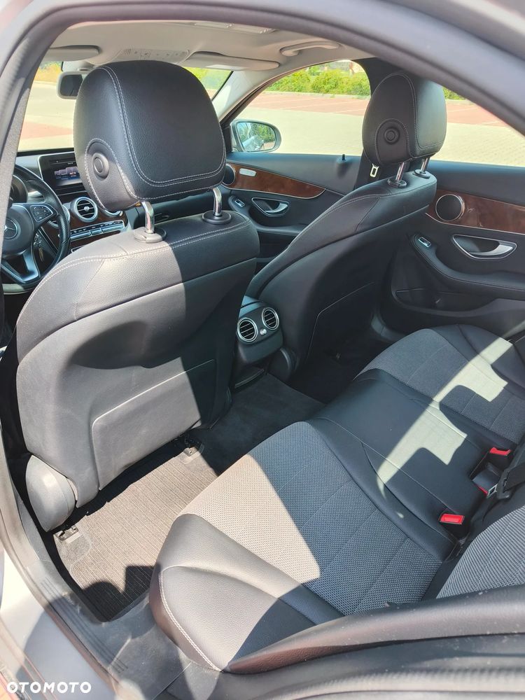 Mercedes-Benz Klasa C 200 4Matic 7G-TRONIC Avantgarde - 11