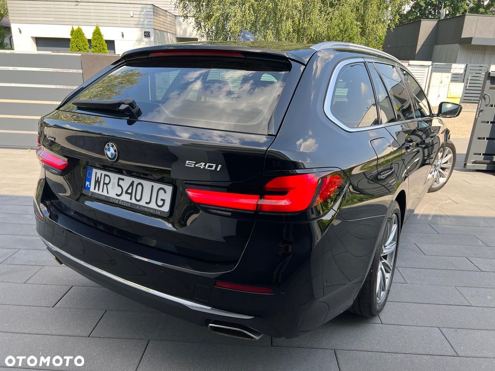 BMW Seria 5 540i xDrive Luxury Line - 11