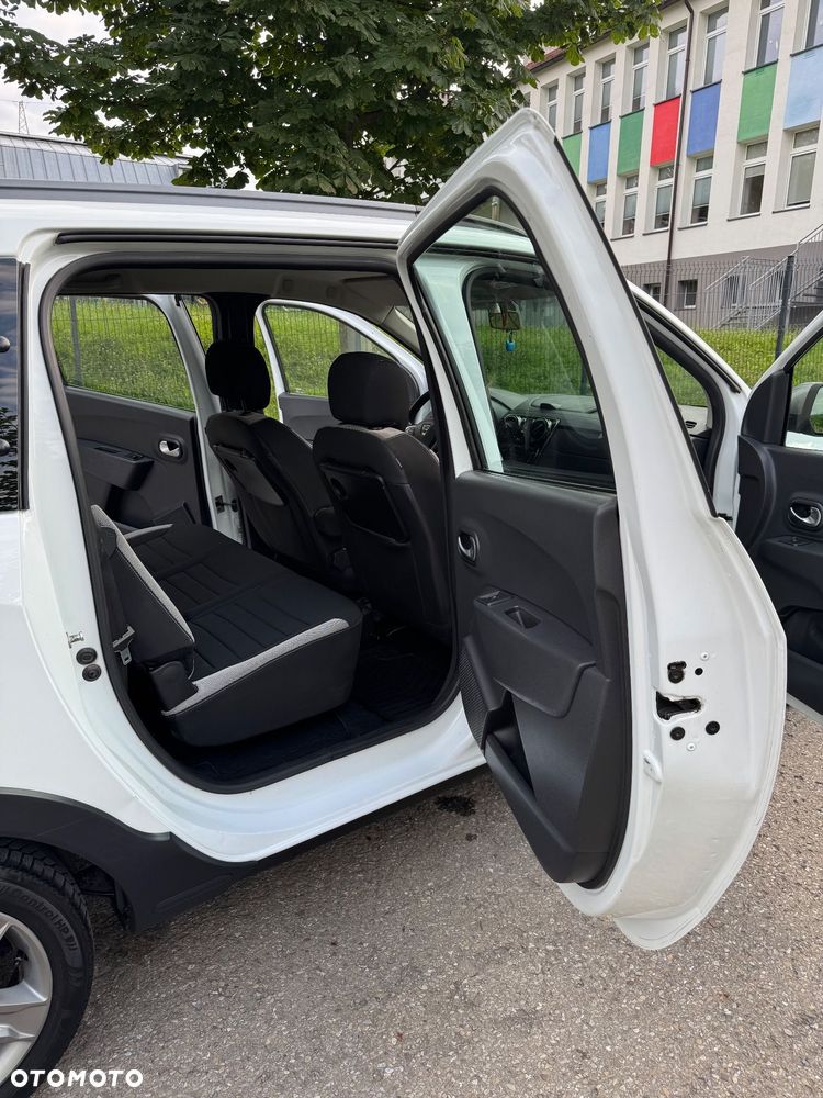 Dacia Lodgy 1.5 Blue dCi Stepway S&S EU6d - 14