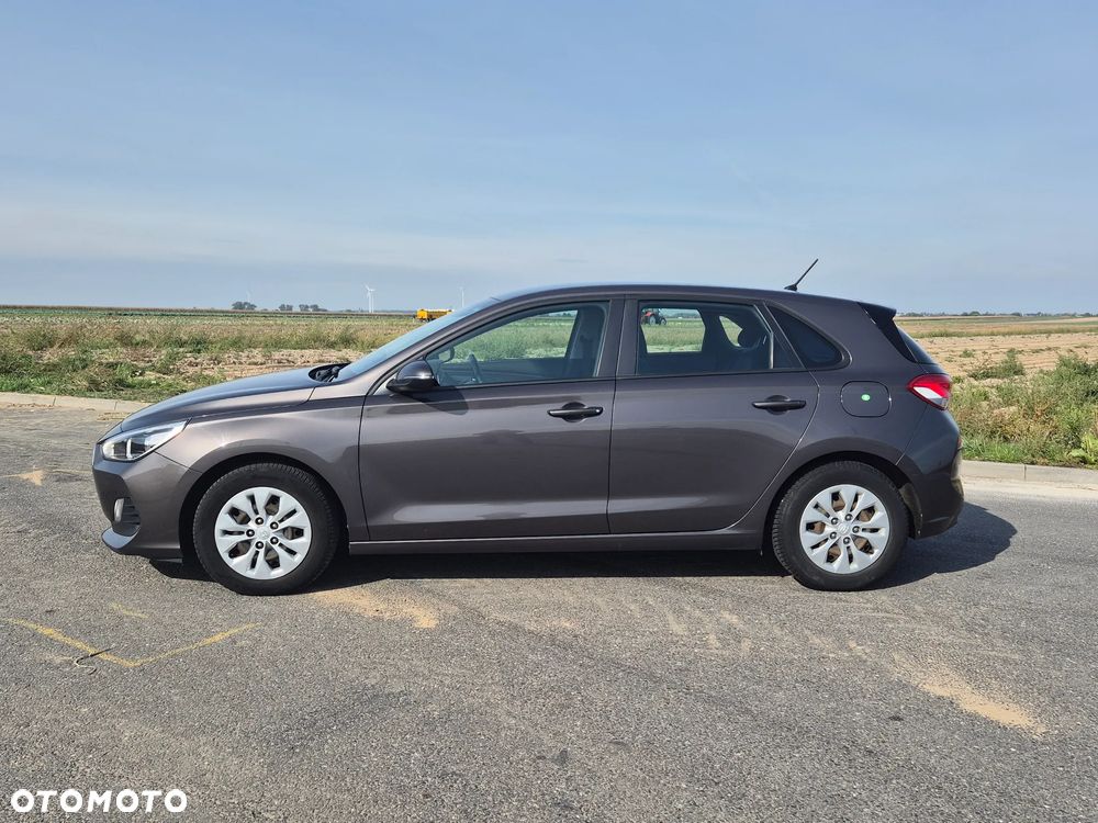 Hyundai i30 1.4 T-GDI Classic + DCT - 2