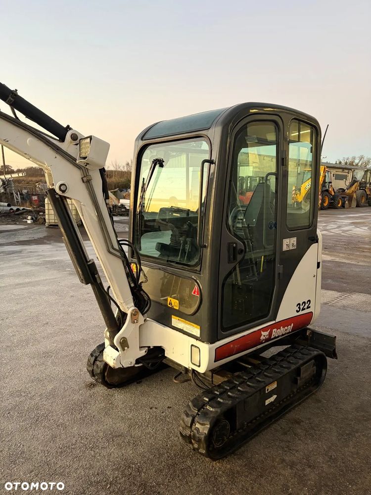 Bobcat 322 - 18