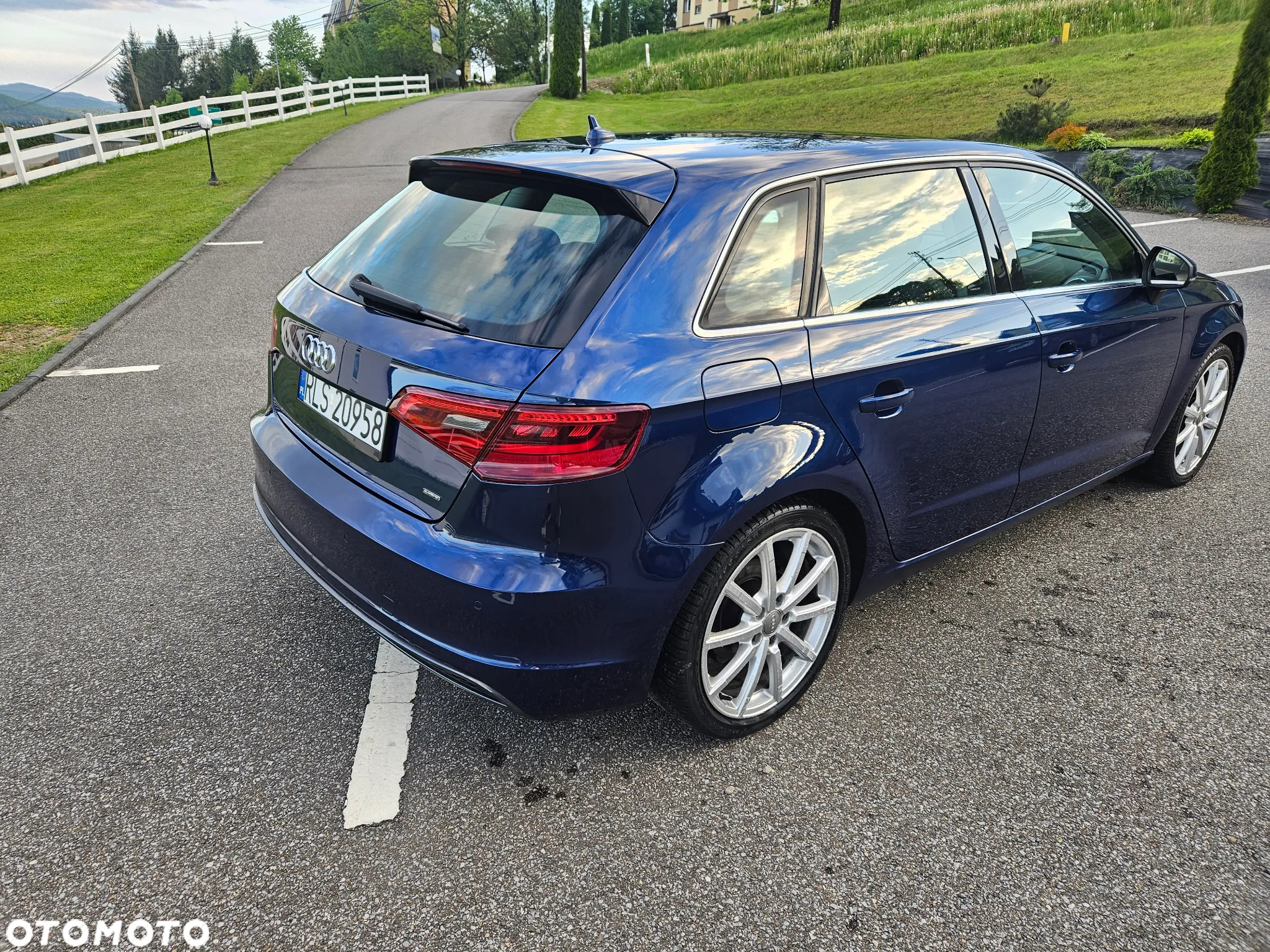 Audi A3 2.0 TDI Sportback (clean diesel) quattro S tronic Attraction - 8