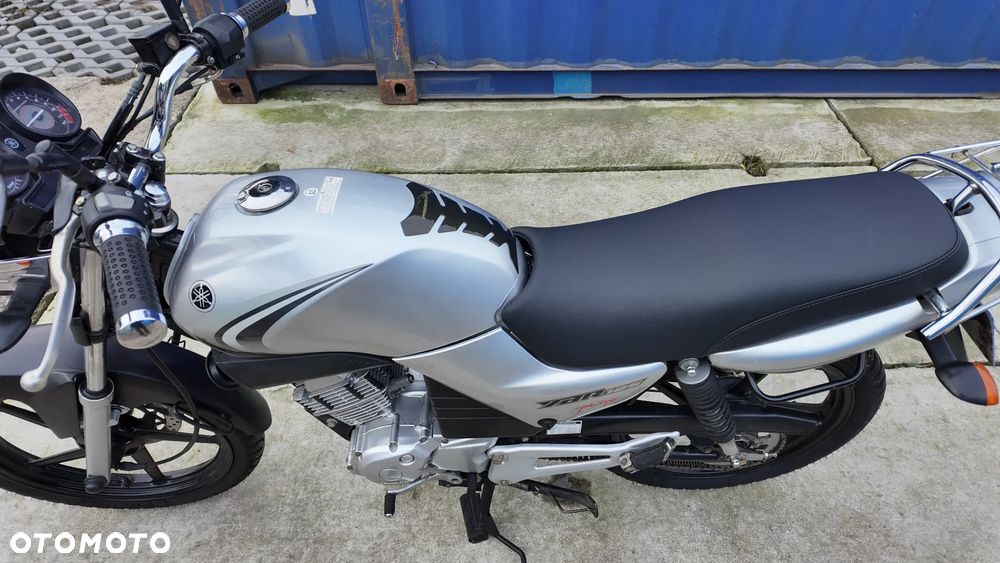 Yamaha YBR - 4