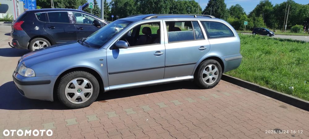 Skoda Octavia 2.0 Elegance - 3