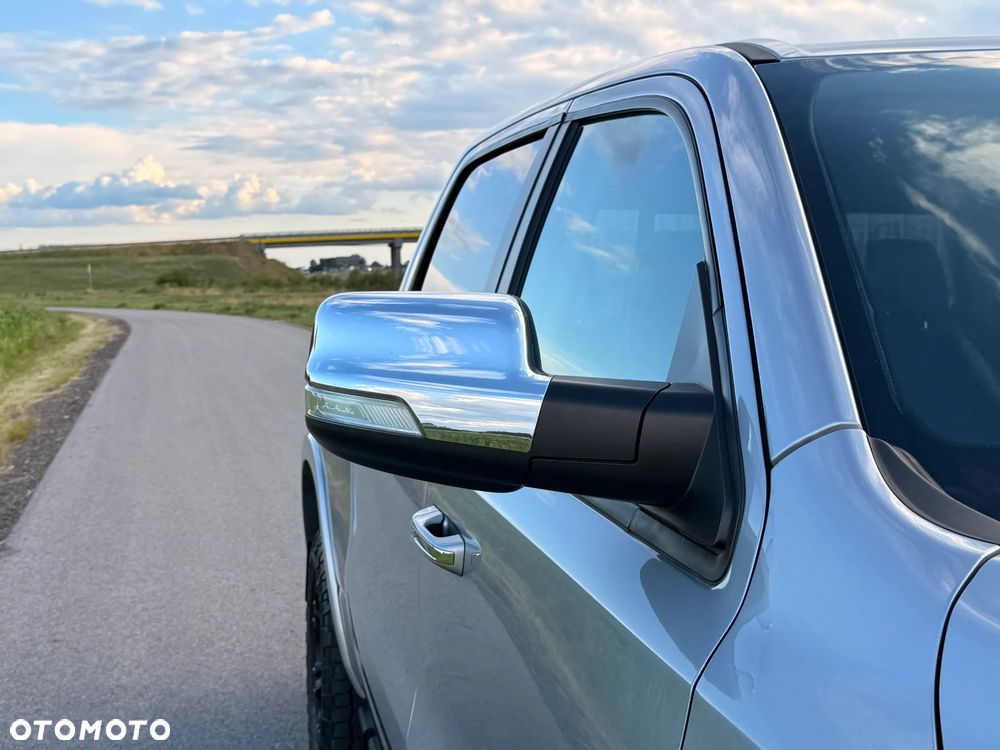 RAM 1500 5.7 Crew Cab Laramie - 13