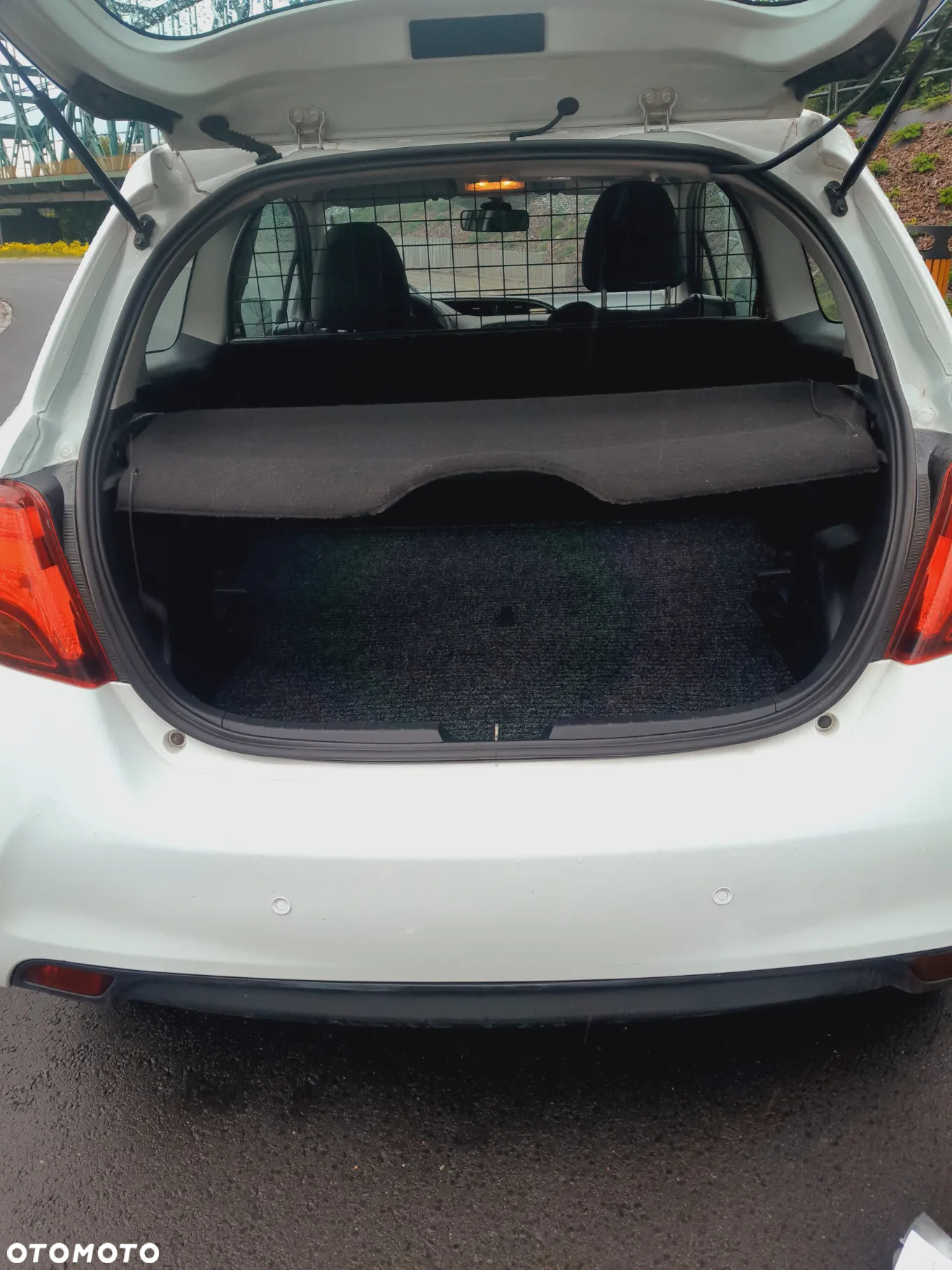 Toyota Yaris - 8