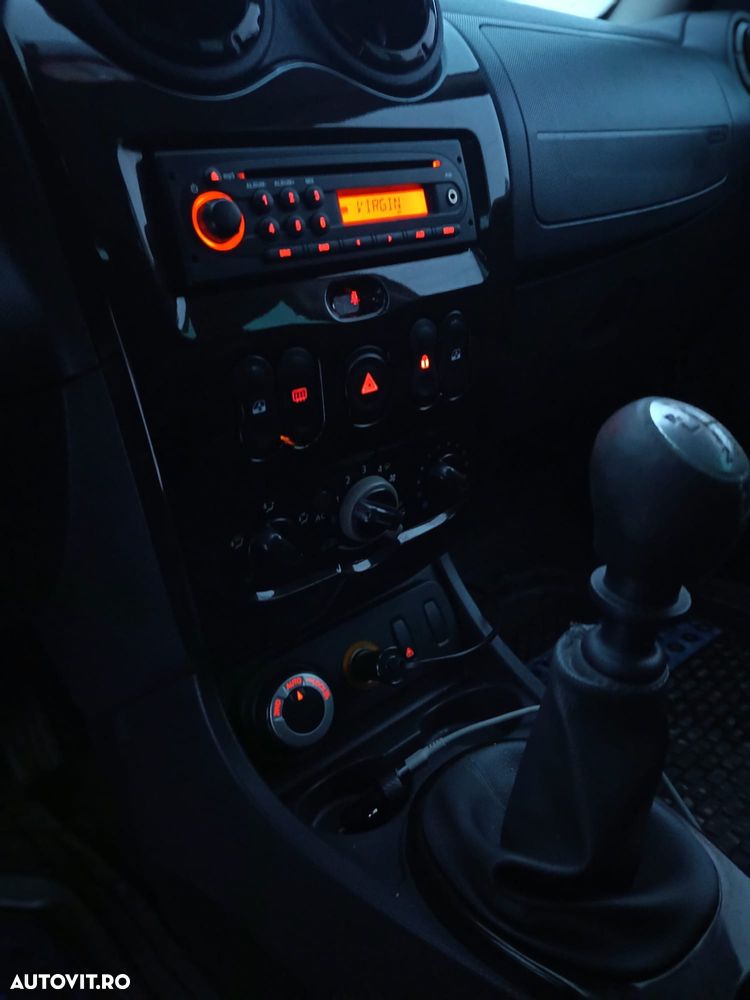 Dacia Duster dCi 110 FAP 4x4 Prestige - 8