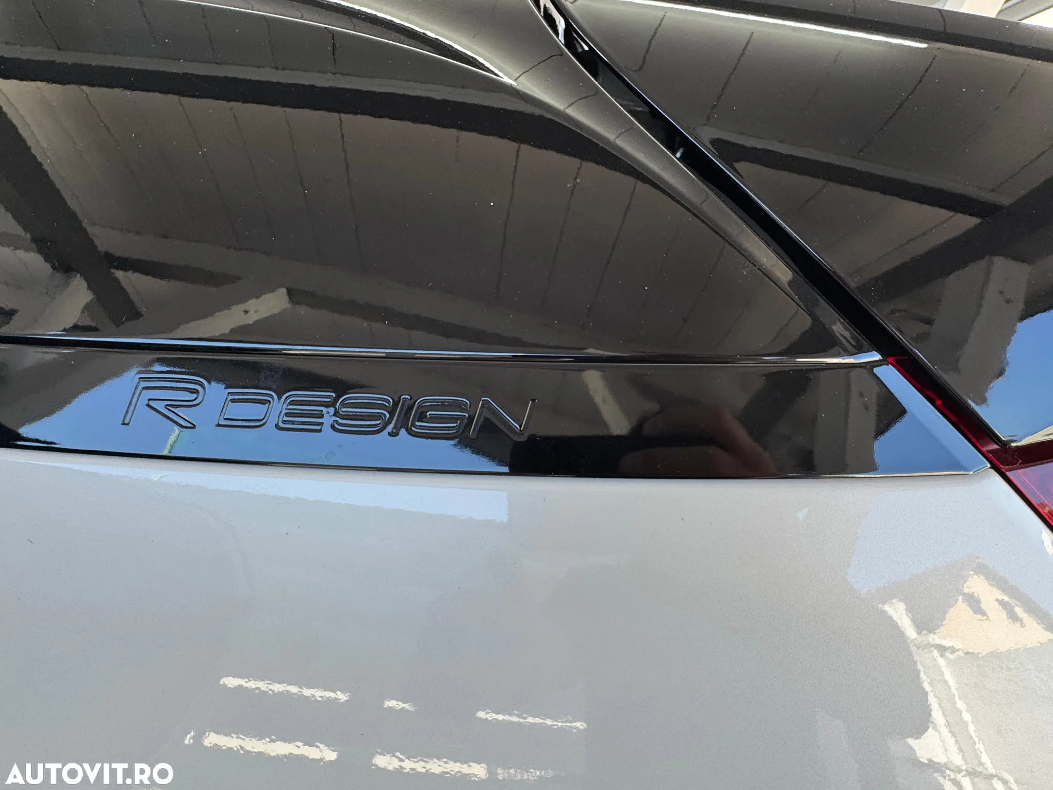 Volvo XC 40 D4 AWD R-Design - 14