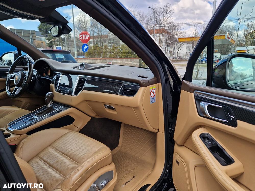 Porsche Macan - 13
