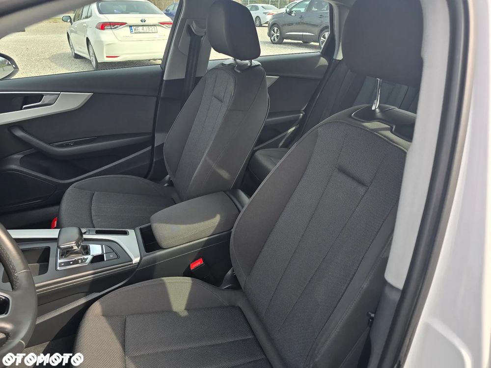 Audi A4 Limousine 35 TFSI mHEV S tronic - 33