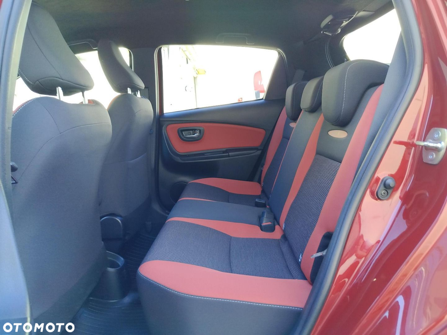 Toyota Yaris - 15