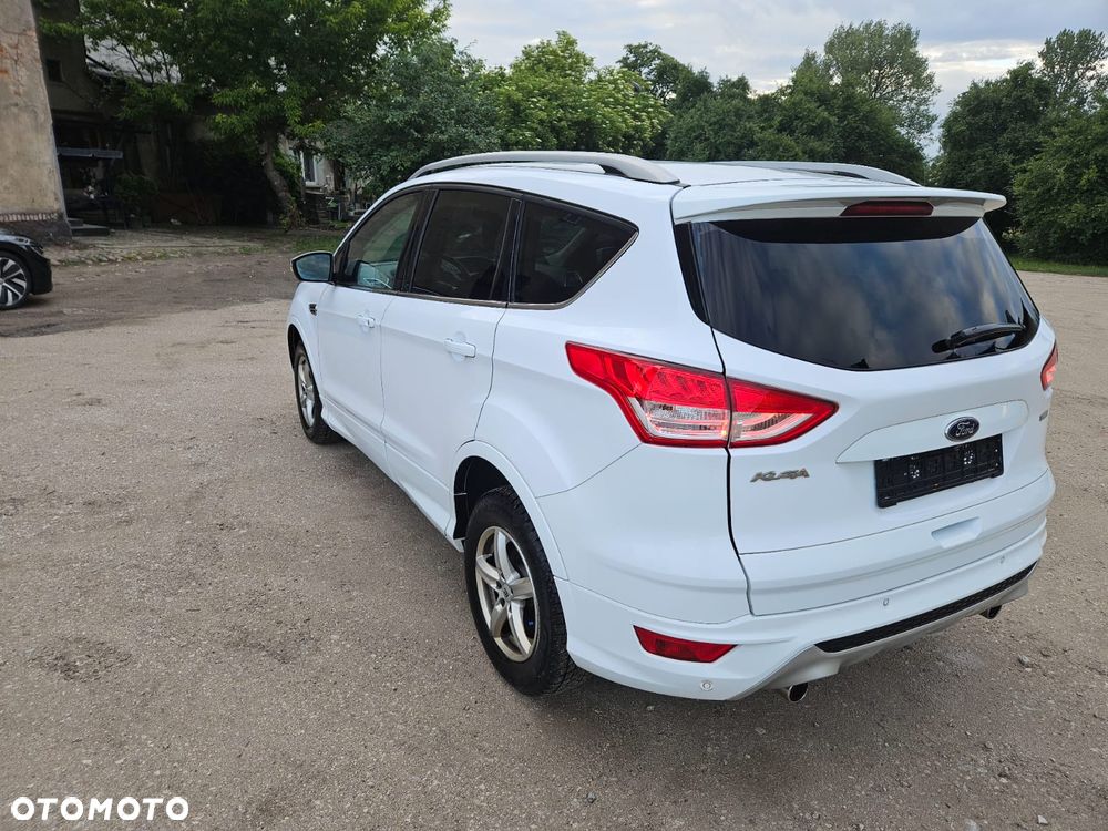 Ford Kuga - 4