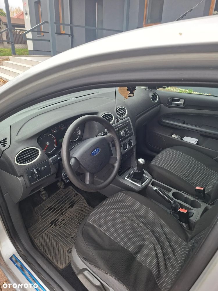 Ford Focus - 17