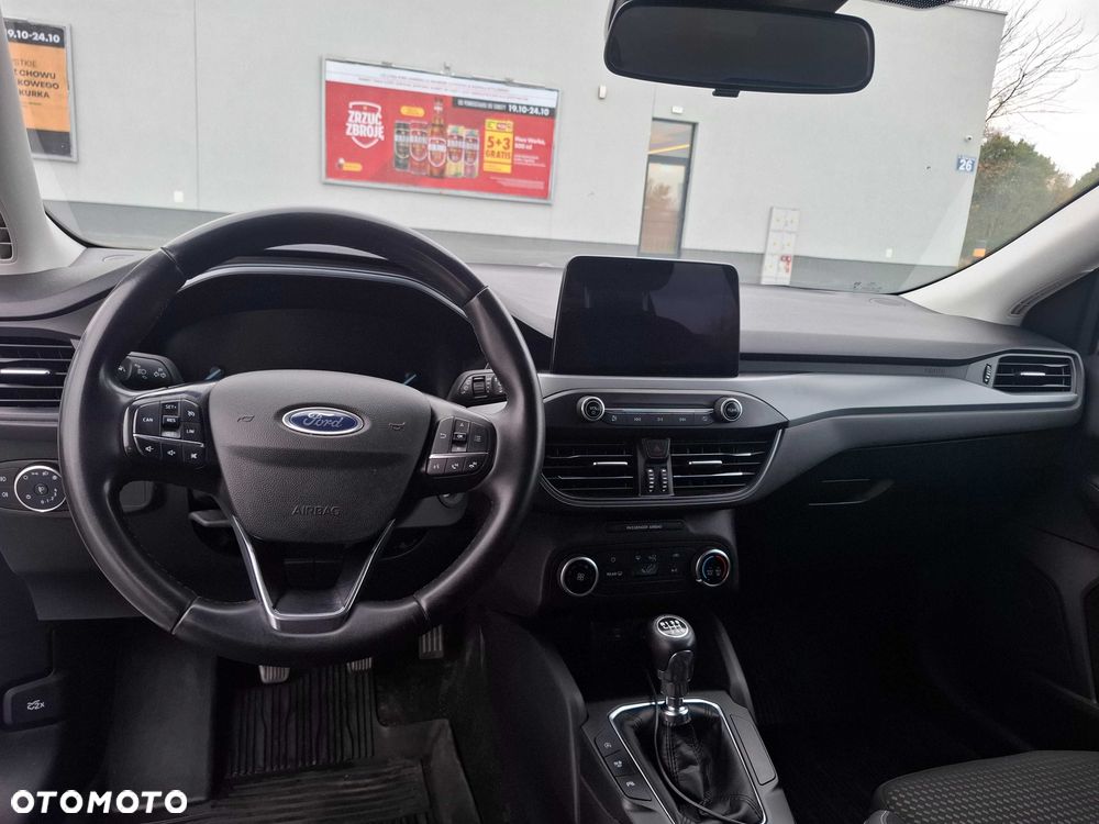 Ford Focus 2022 photo 5