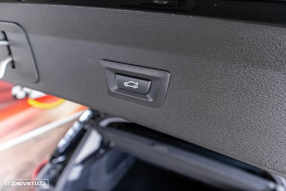 BMW X1 16 d sDrive Auto - 23
