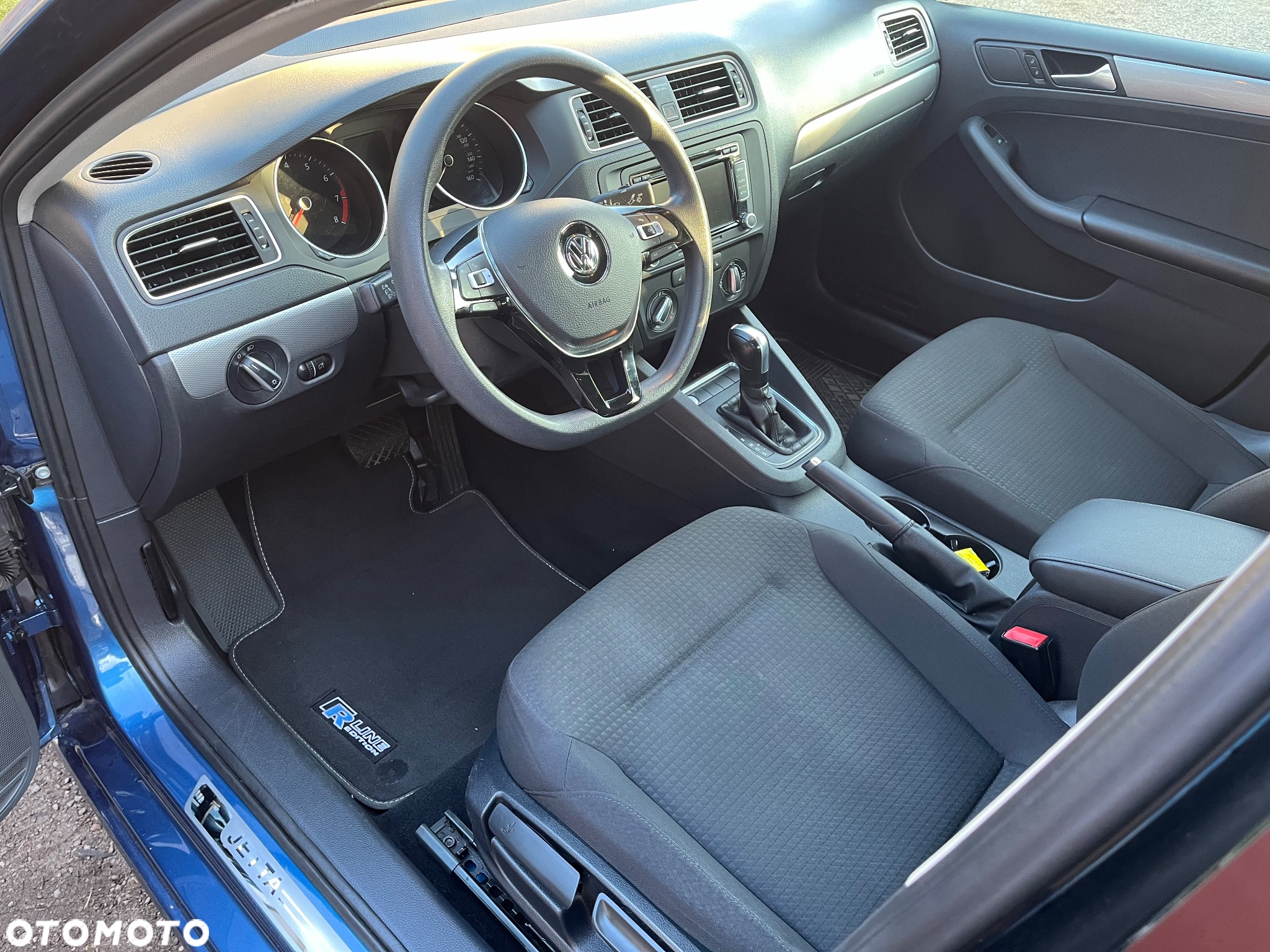 Volkswagen Jetta 1.8T SE - 11