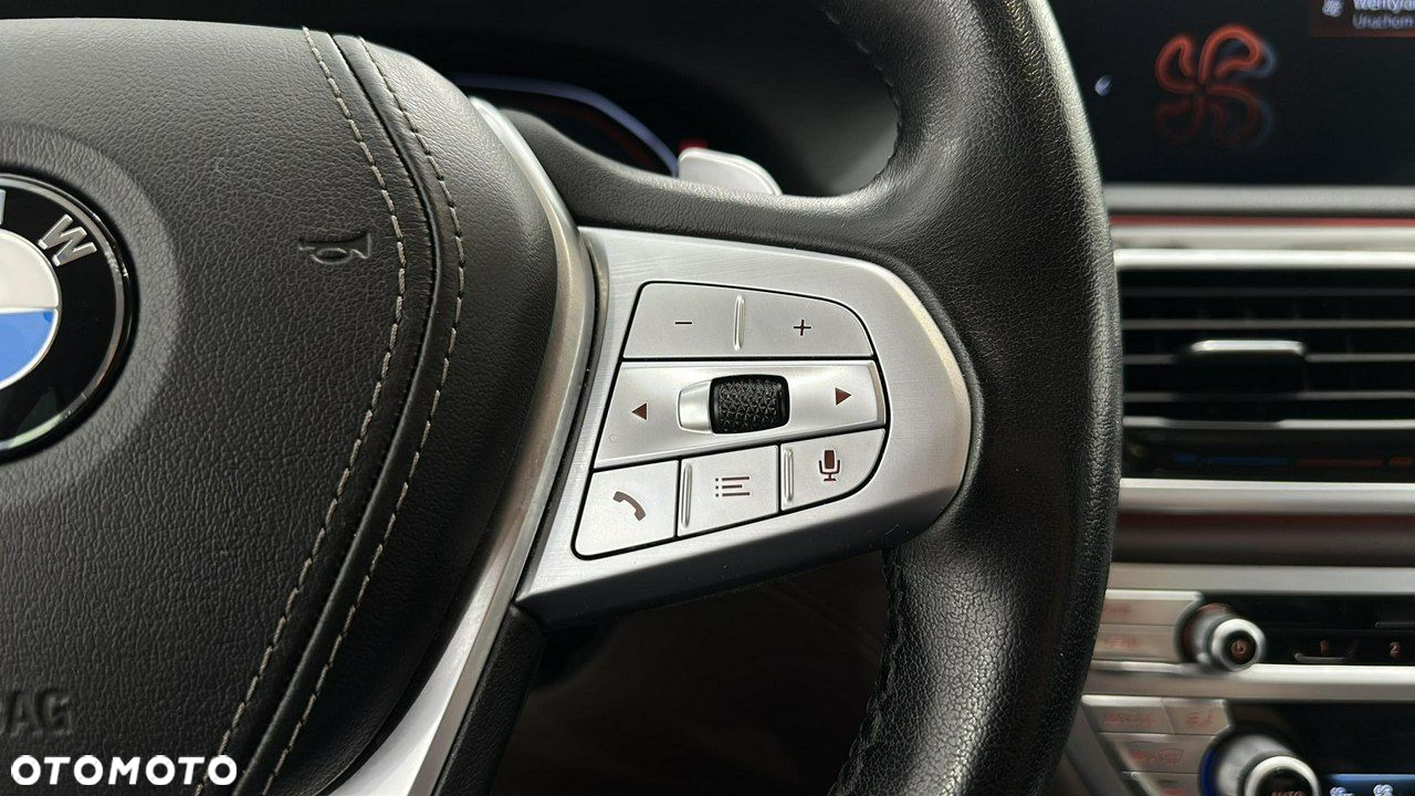 BMW Seria 7 - 23