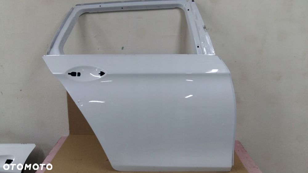 DRZWI TYŁ TYLNE PRAWE BMW 5 V F11 F10 KOMBI - 2