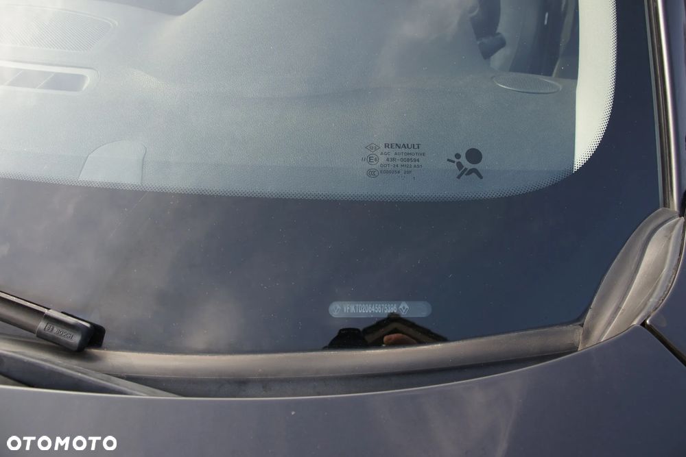 Renault Laguna dCi 150 FAP GT - 31