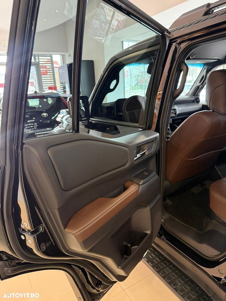 Toyota Land Cruiser 2.8l D-4D 204 CP A/T 7 locuri Executive - 32