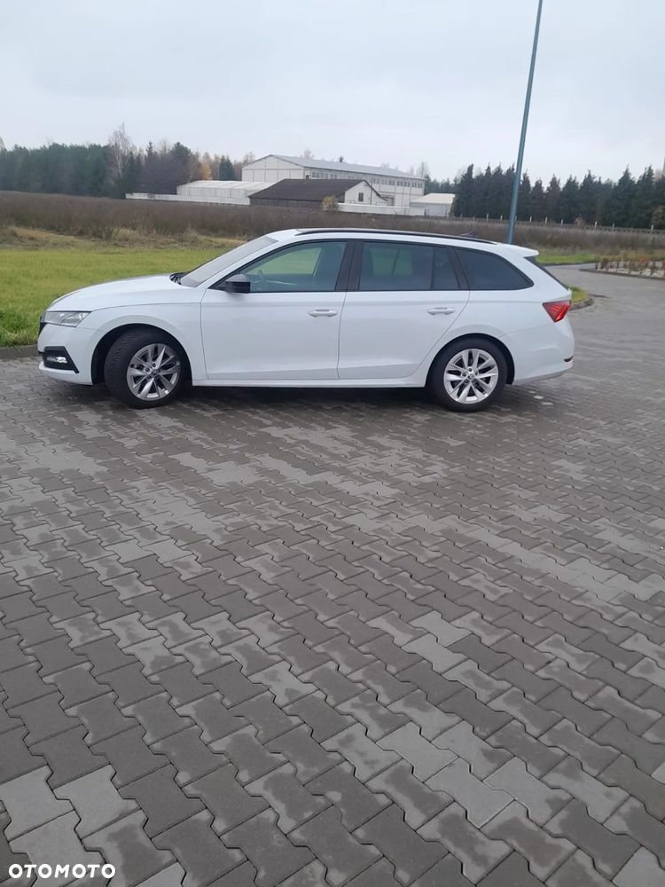 Skoda Octavia 2.0 TDI Style DSG - 10