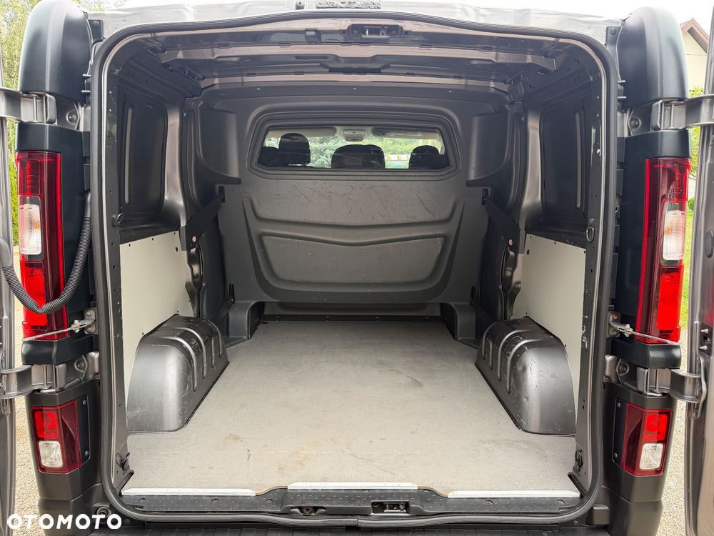 Opel Vivaro - 26
