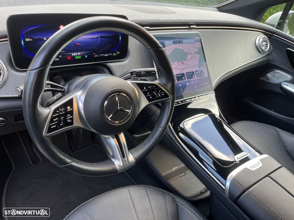 Mercedes-Benz EQE 350+ Electric Art - 16