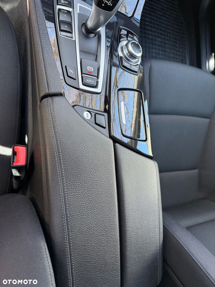 BMW Seria 5 520d - 20