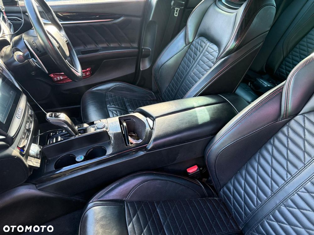 Maserati Ghibli S GranSport - 23