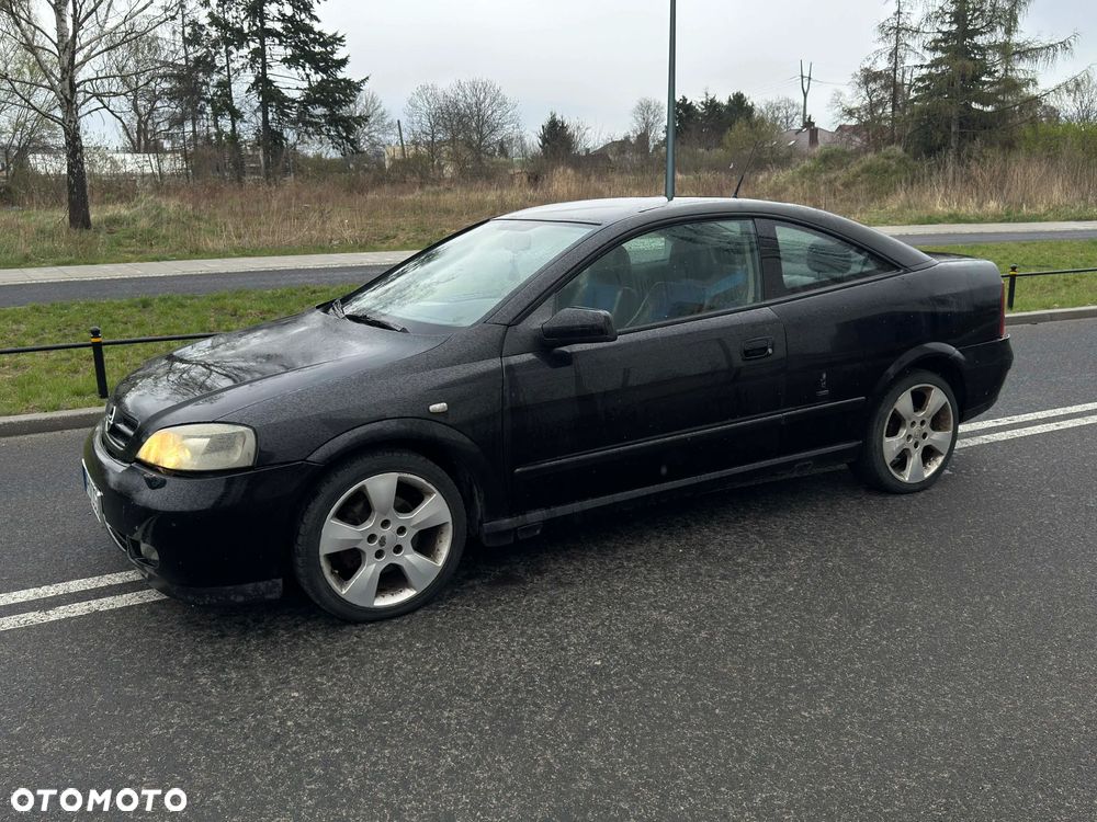 Opel Astra 2.2 Sport - 4