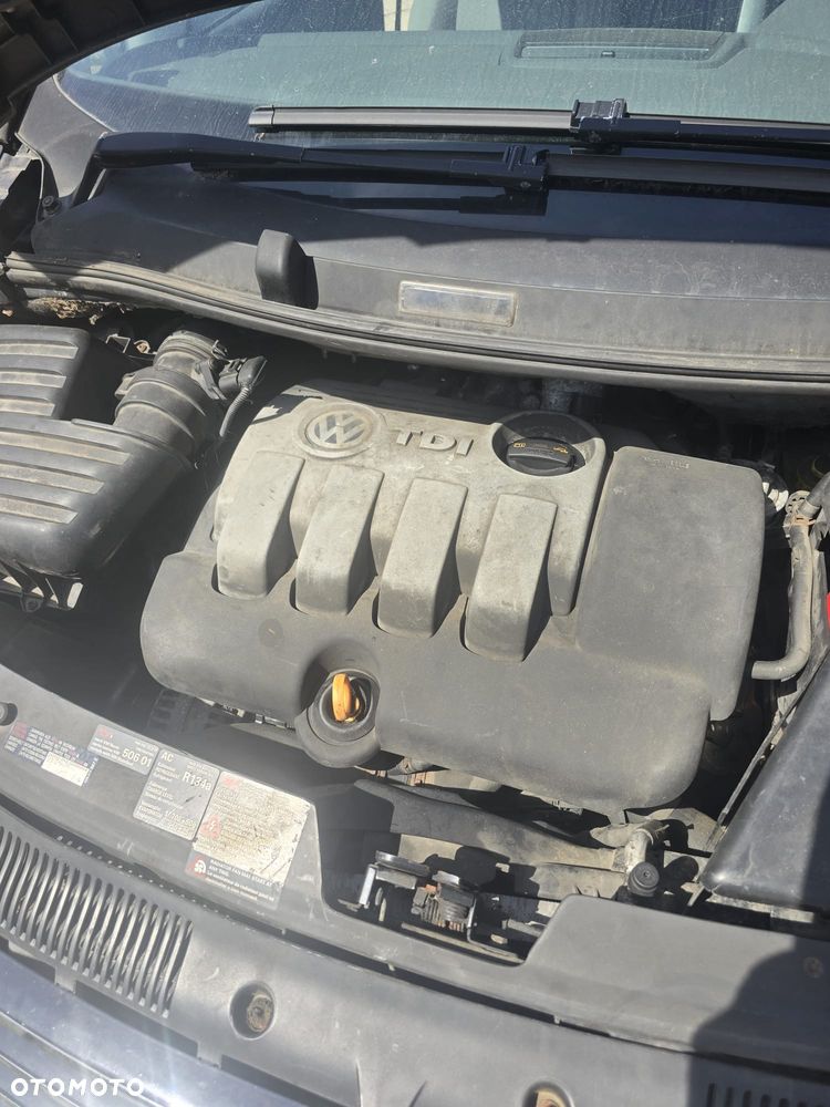 Volkswagen Sharan 2.0 TDI DPF BlueMotion Trendline - 10