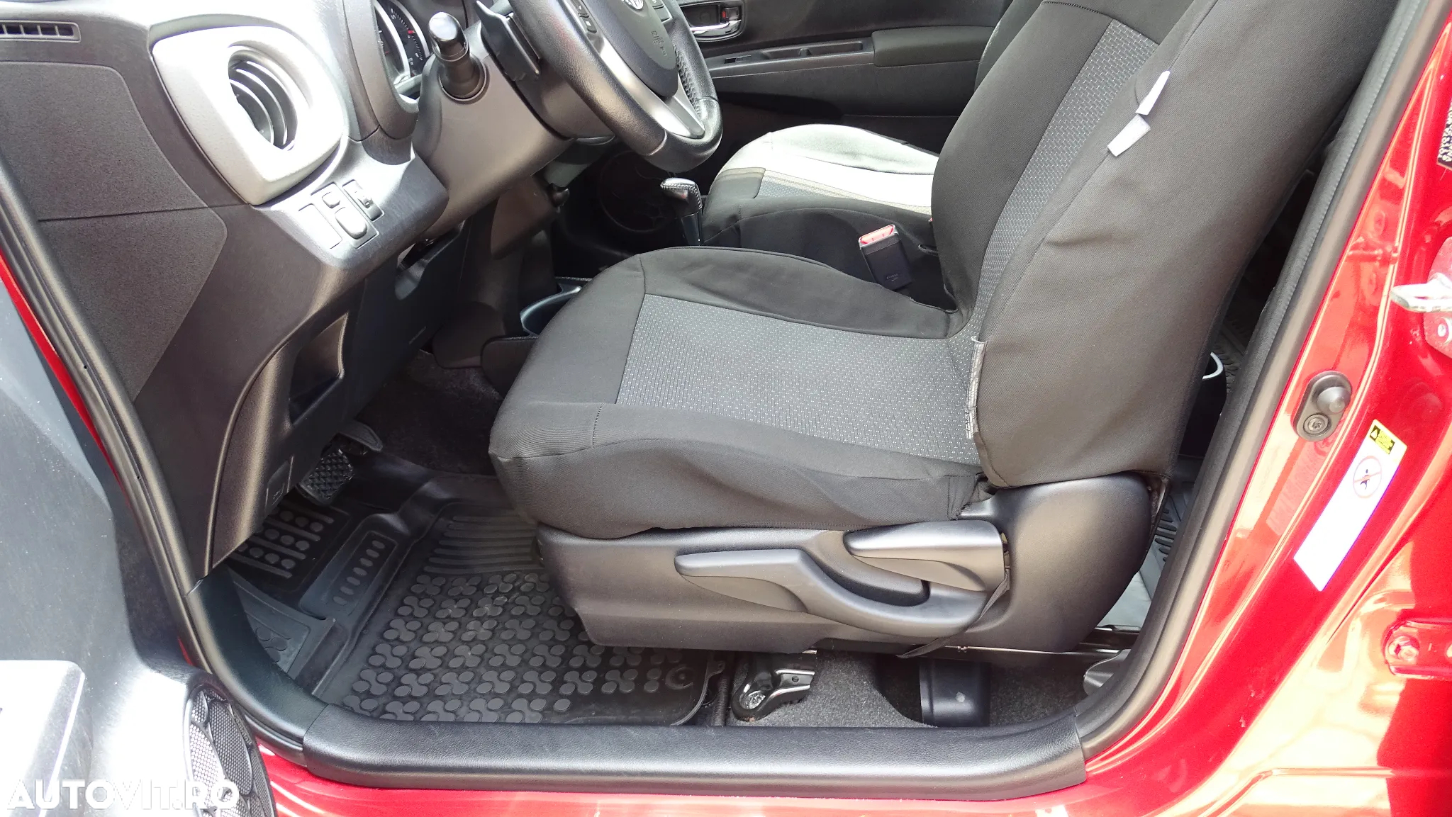 Toyota Yaris 1.33 VVT-i Multidrive S Edition - 11