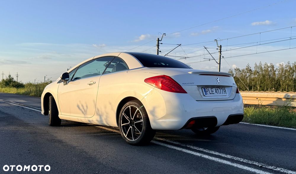 Peugeot 308 CC - 11