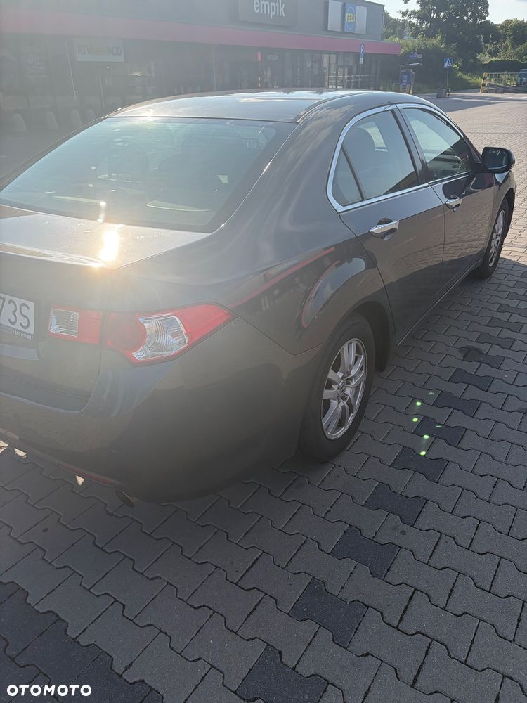 Honda Accord 2.0 Comfort - 12
