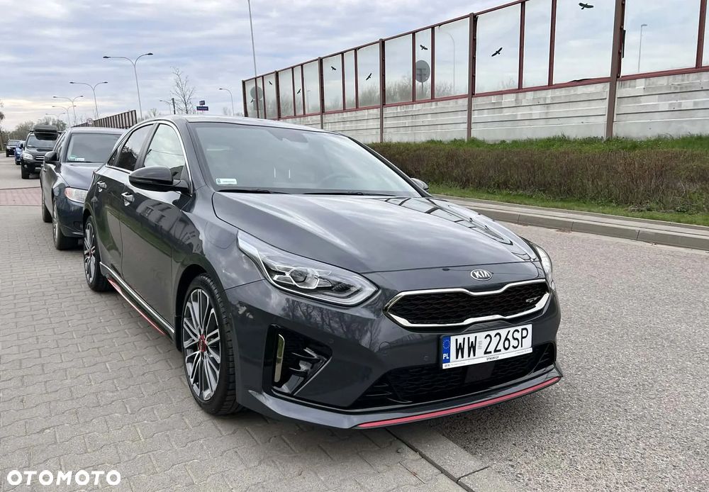 Kia Ceed - 1