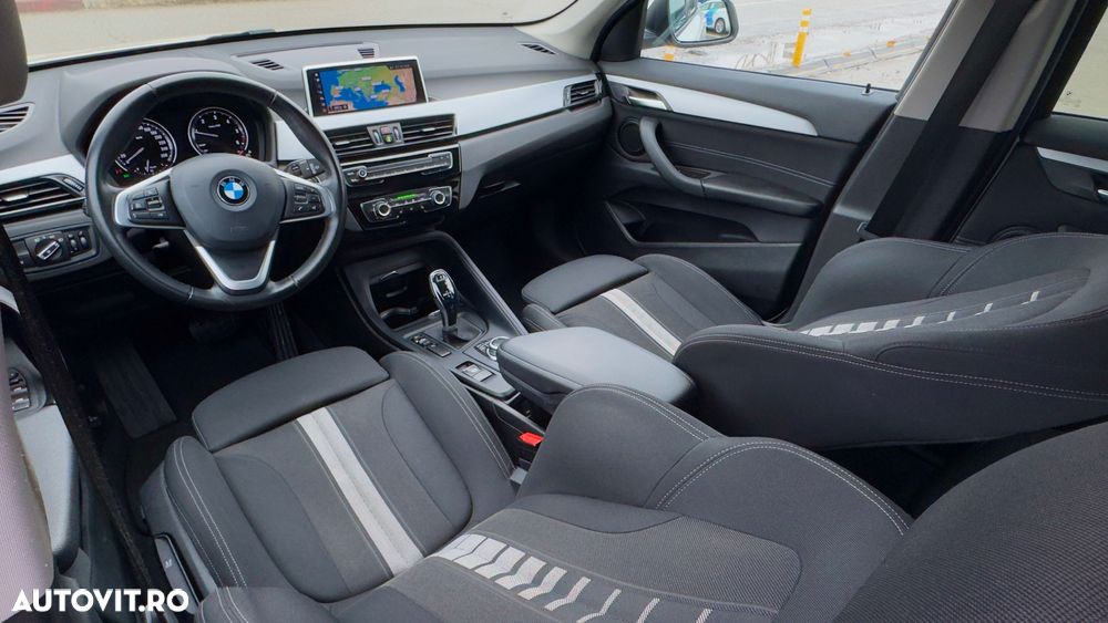 BMW X1 sDrive18d Aut. Sport Line - 7