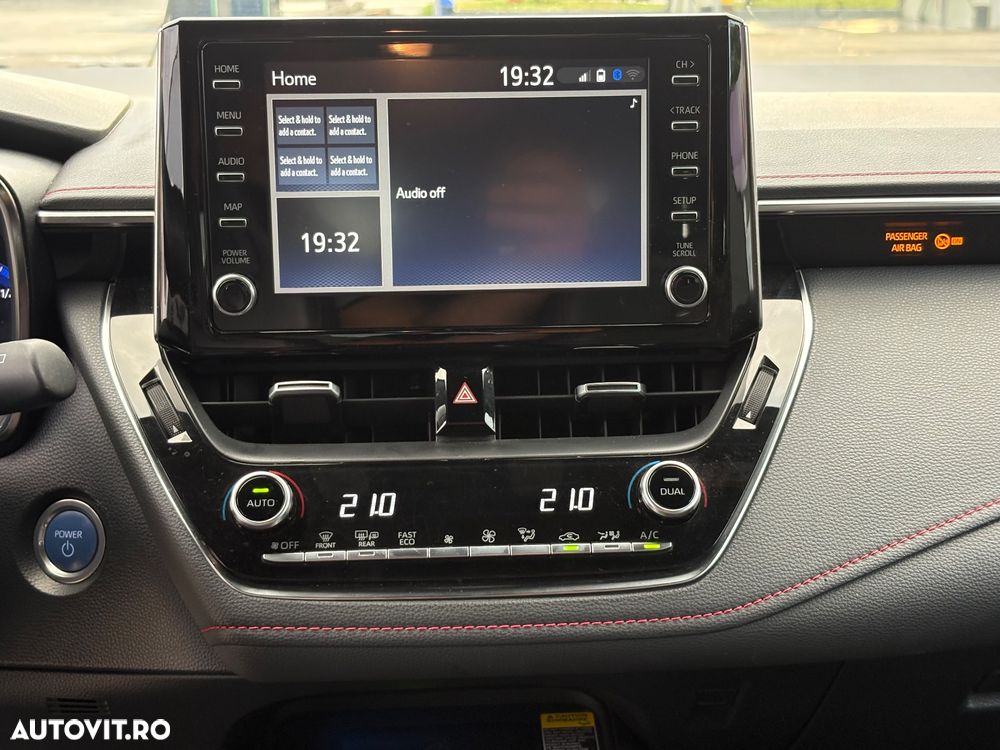 Toyota Corolla 1.8 HSD Exclusive interior Negru - 10