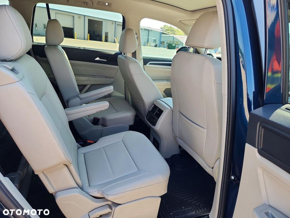 Volkswagen Atlas - 11