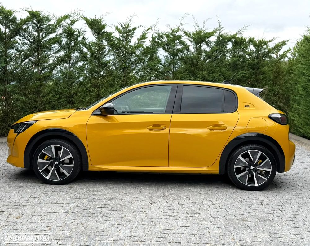 Peugeot e-208 GT Pack - 3
