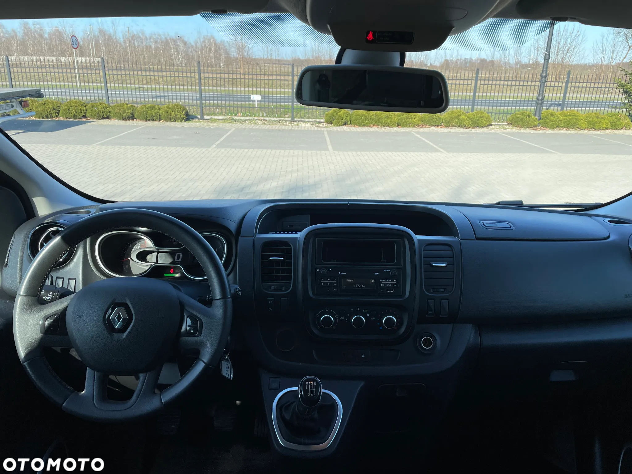 Renault Trafic - 15
