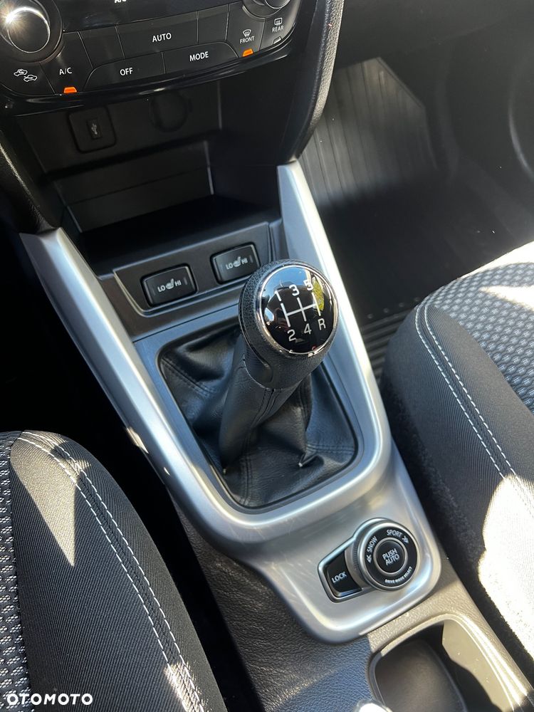 Suzuki Vitara 1.6 (4x4) Allgrip Comfort+ - 23