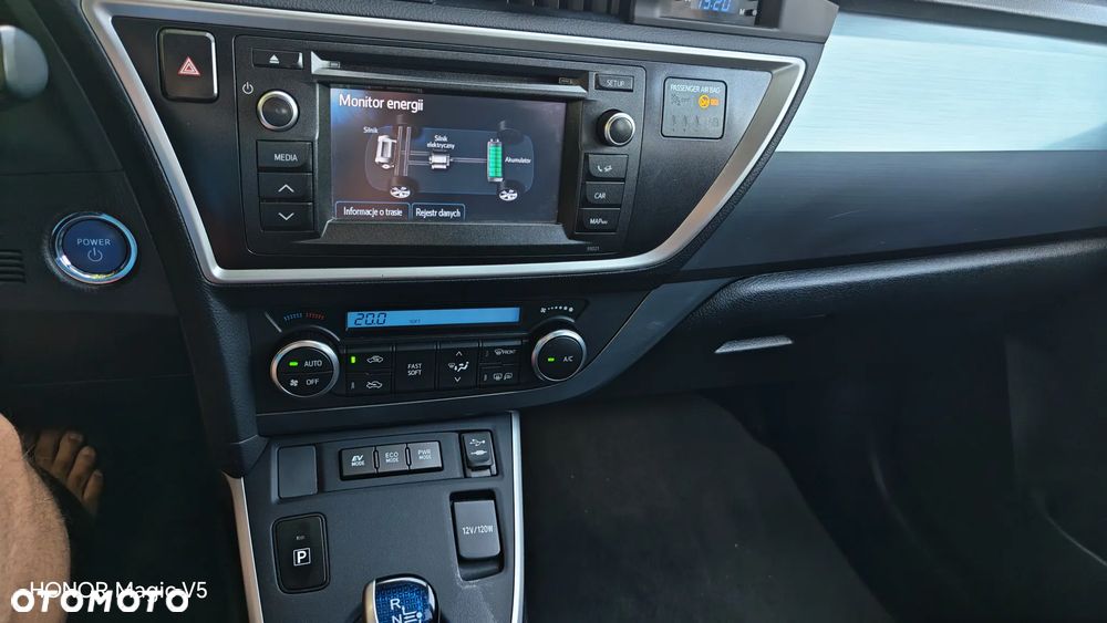 Toyota Auris - 6