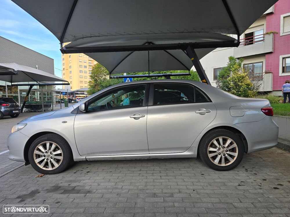 Toyota Corolla 1.4 D-4D - 17