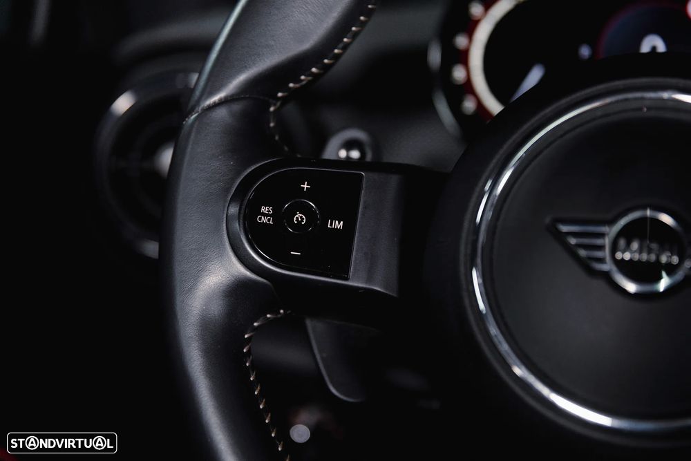 MINI 3 Portas John Cooper Works Auto Desportiva - 16