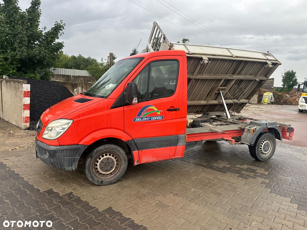 Mercedes-Benz Sprinter - 2