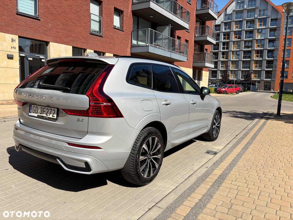 Volvo XC 60 B4 B Plus Dark - 6