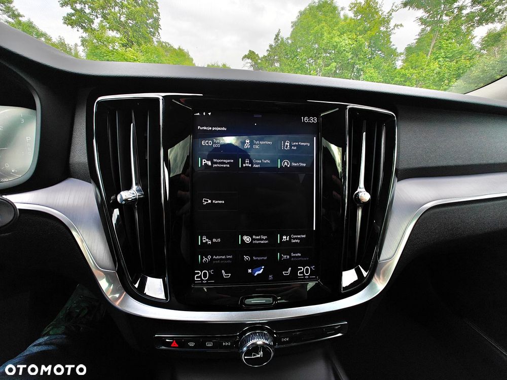 Volvo V60 D4 Geartronic Momentum Pro - 19