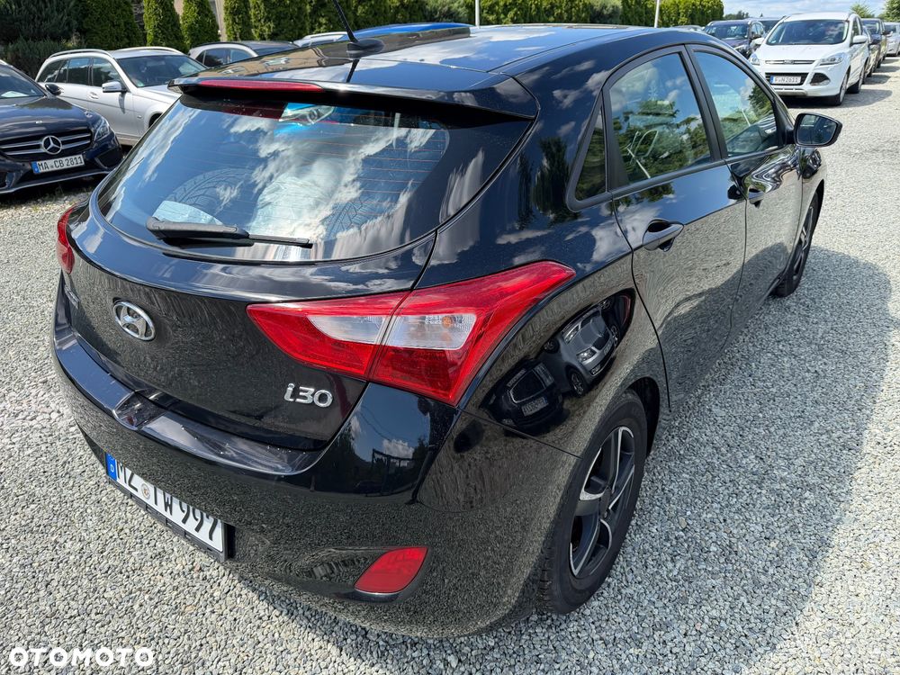 Hyundai i30 1.4 Classic - 11