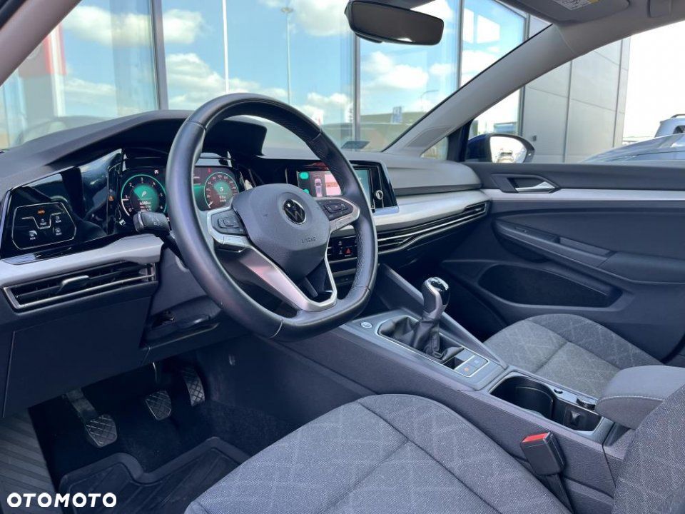 Volkswagen Golf - 16